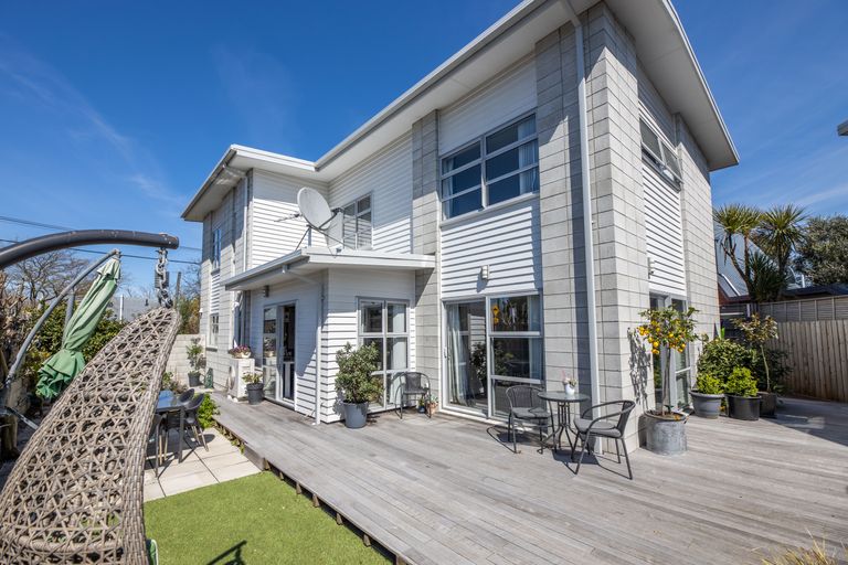 Photo of property in 48b Dickens Street, Addington, Christchurch, 8024