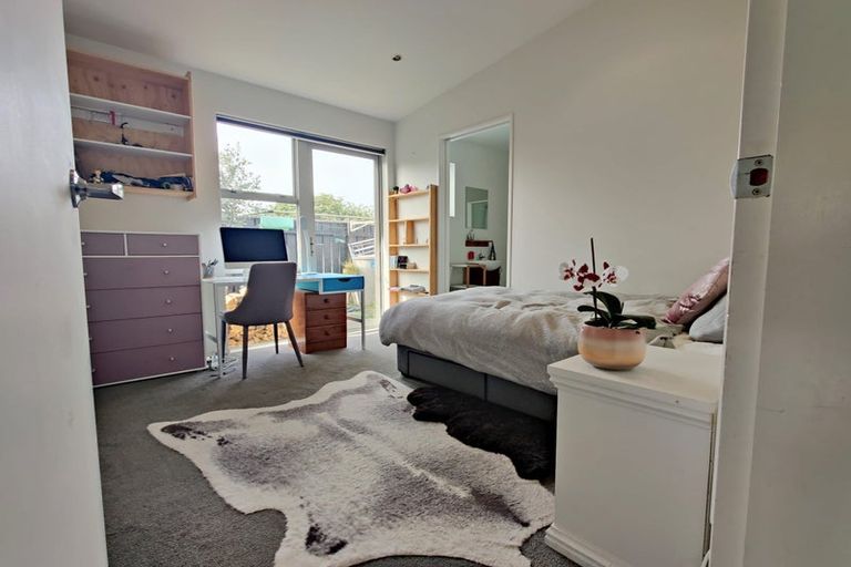 Photo of property in 17 Kedah Street, Miramar, Wellington, 6022