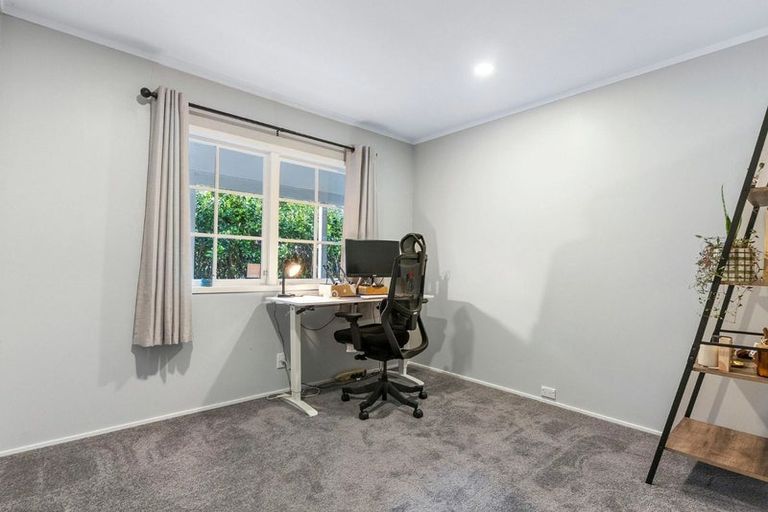 Photo of property in 79 Helenslee Road, Pokeno, 2402