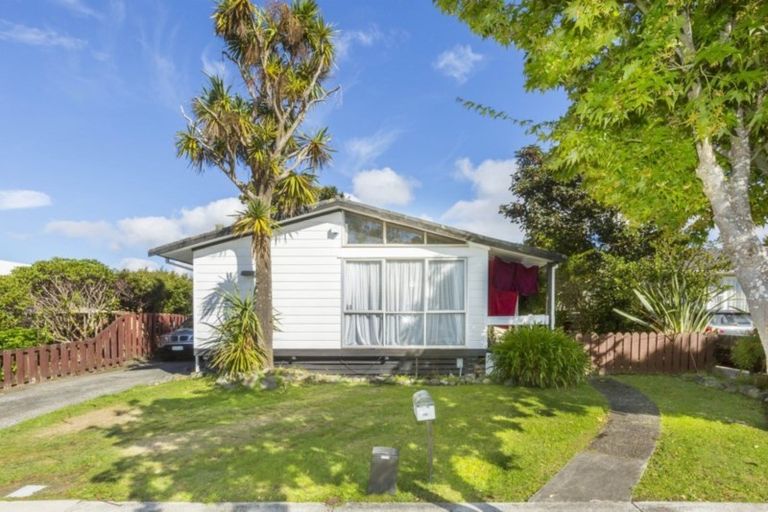 Photo of property in 35 Bonnie Glen Crescent, Ebdentown, Upper Hutt, 5018