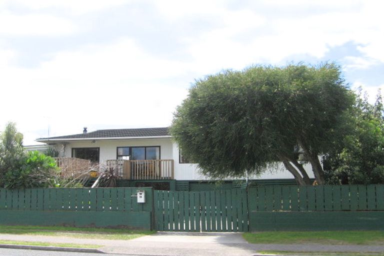 Photo of property in 87 Links Avenue, Mount Maunganui, 3116
