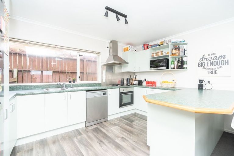 Photo of property in 19 Ben Lomond Place, Nawton, Hamilton, 3200