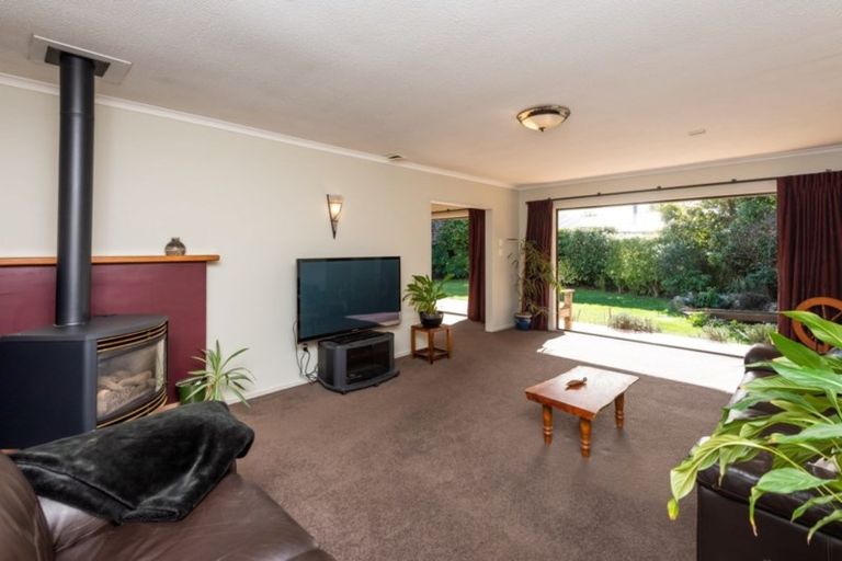 Photo of property in 47b Inwoods Road, Parklands, Christchurch, 8083
