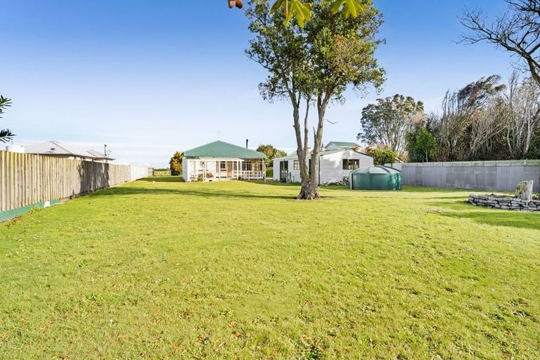 Photo of property in 409 Ohangai Road, Hawera, 4672