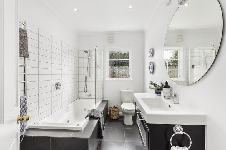 Photo of property in 6 Monro Street, Seatoun, Wellington, 6022