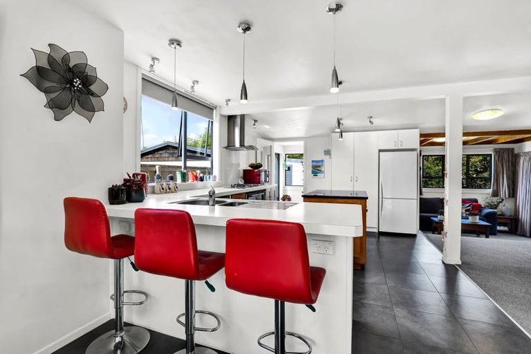 Photo of property in 44 Waimea Street, Westown, New Plymouth, 4310