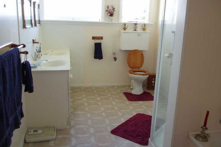 Photo of property in 10 Michael Street, Waimate, 7924