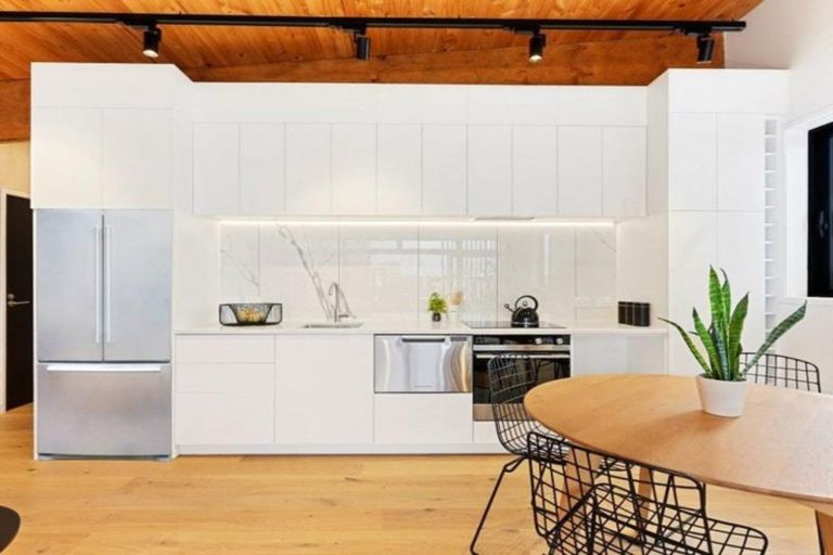 Photo of property in 7/163 Hobsonville Point Road, Hobsonville, Auckland, 0616