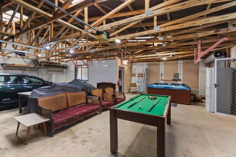 Photo of property in 373 Broadway, Stratford, 4332