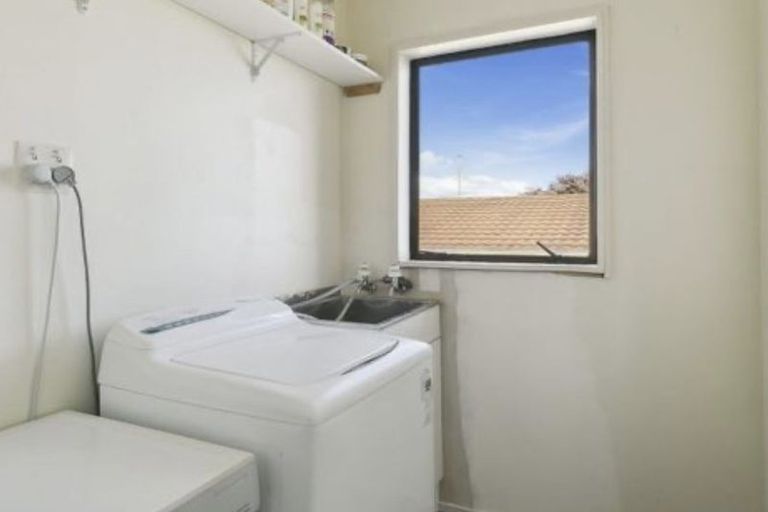 Photo of property in 13/37 Bracken Road, Paparangi, Wellington, 6037