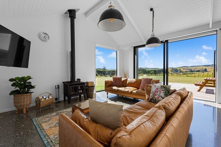 Photo of property in 623b Puketona Road, Haruru, 0204