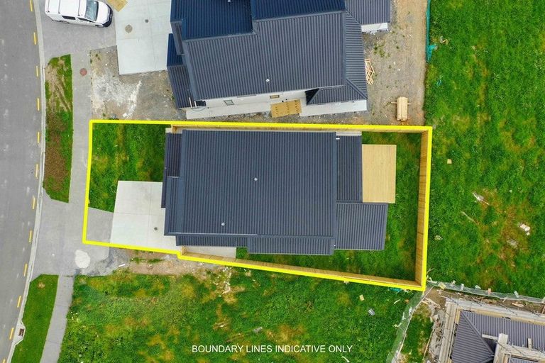 Photo of property in 12 Korowhiti Road, Clarks Beach, 2122