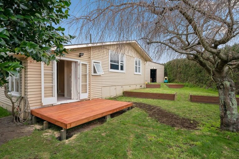 Photo of property in 84 Kingswood Road, Brookfield, Tauranga, 3110