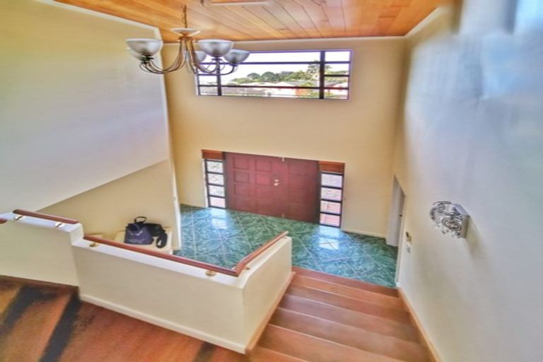 Photo of property in 55 Penguin Drive, Murrays Bay, Auckland, 0630