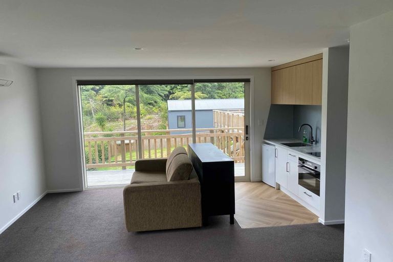 Photo of property in 79 Seaview Road, Westown, New Plymouth, 4310