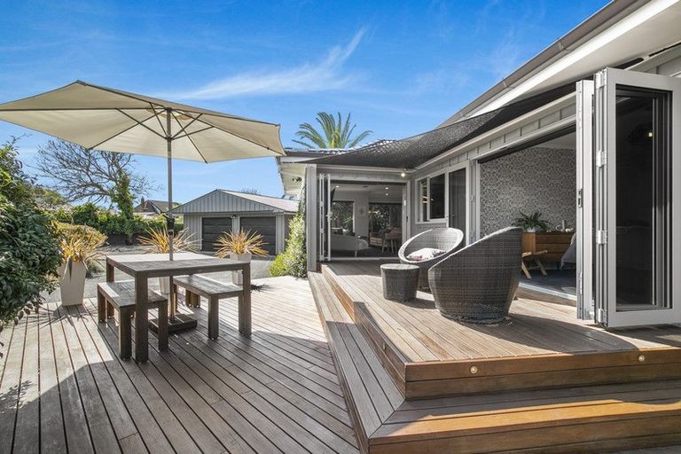 Photo of property in 14 Pinehurst Place, Wattle Downs, Auckland, 2103