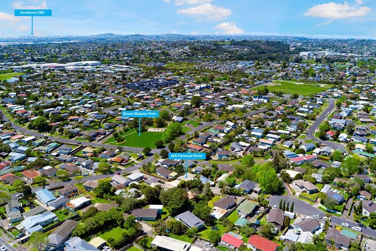 Photo of property in 42a Farwood Drive, Henderson, Auckland, 0612