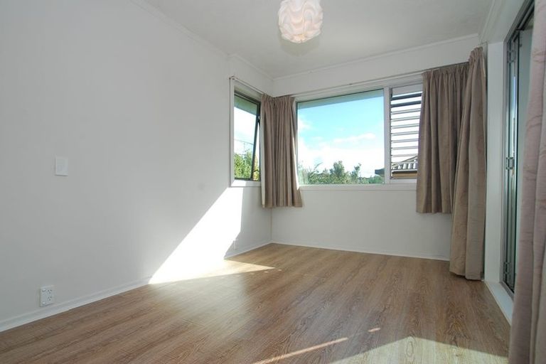 Photo of property in 35a Bay Street, Red Beach, 0932
