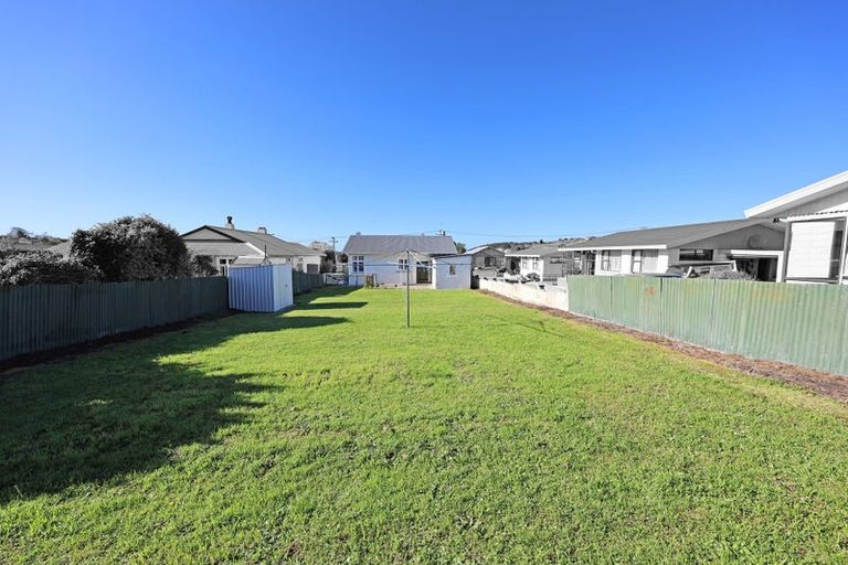 Photo of property in 48 Till Street, South Hill, Oamaru, 9400
