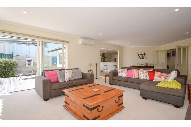 Photo of property in 2 Tasman Place, Kerikeri, 0230