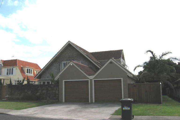 Photo of property in 12 Cecil Road, Milford, Auckland, 0620