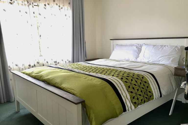 Photo of property in 103 Prince Regent Drive, Half Moon Bay, Auckland, 2012