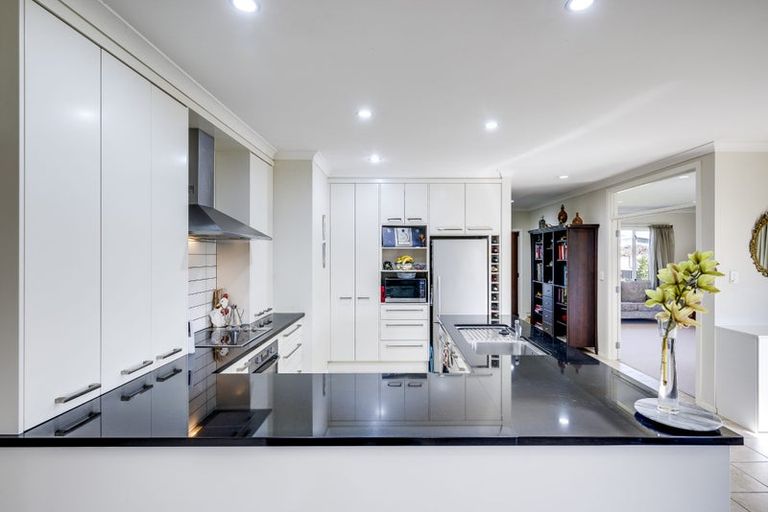 Photo of property in 5 Waimea Way, Poraiti, Napier, 4112