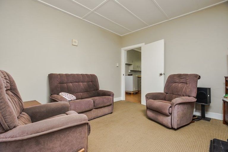 Photo of property in 1/87 Kayes Road, Pukekohe, 2120