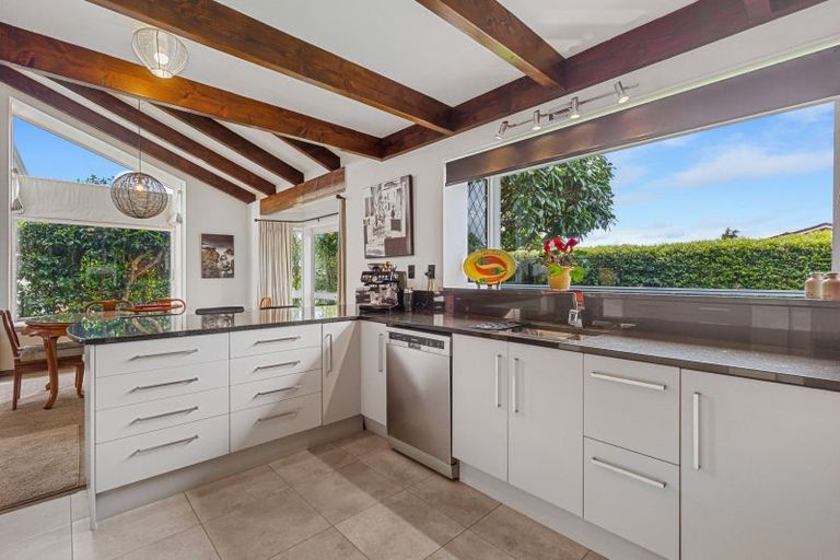 Photo of property in 58 Highbury Drive, Levin, 5510