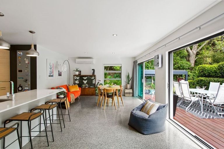 Photo of property in 26a Gladstone Road, Northcote, Auckland, 0627