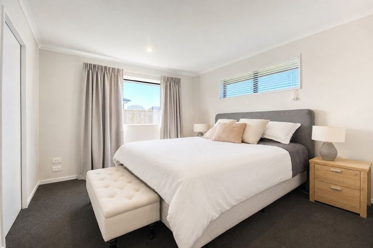 Photo of property in 16 Higgins Street, Woodend, 7610