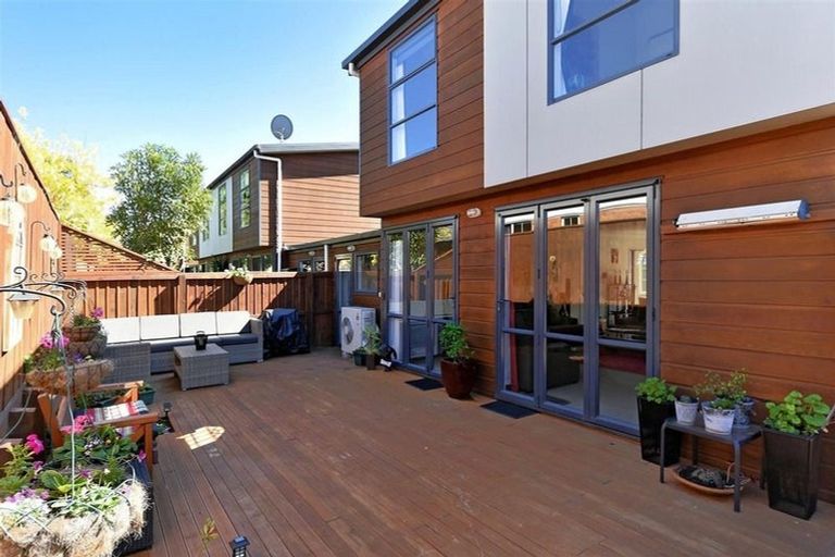 Photo of property in 18 Rochdale Way, Stoke, Nelson, 7011