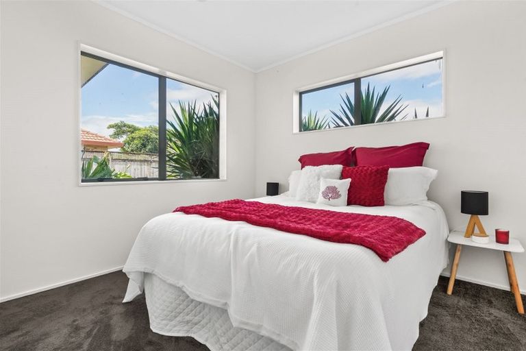 Photo of property in 8 Pono Place, Waiuku, 2123