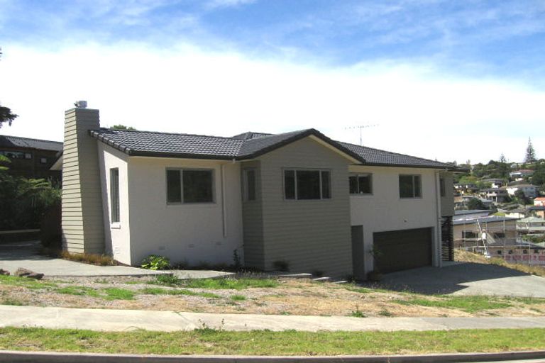 Photo of property in 27 Helvetia Drive, Browns Bay, Auckland, 0630