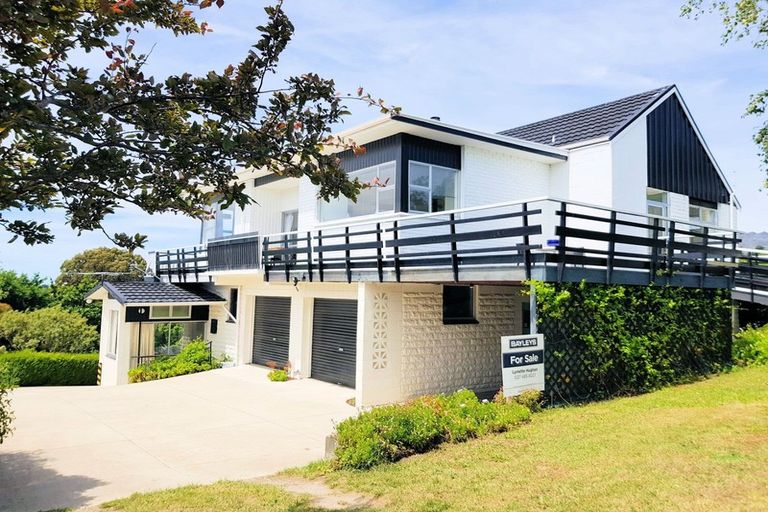 Photo of property in 14 Ranui Crescent, Diamond Harbour, Lyttelton, 8971