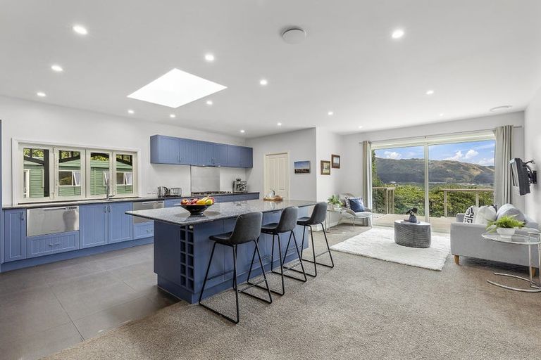 Photo of property in 11 Wilmshurst Place, Tawa, Wellington, 5028