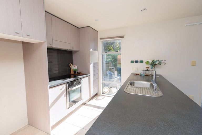 Photo of property in 10 Erlestoke Crescent, Churton Park, Wellington, 6037