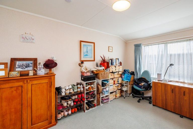 Photo of property in 121 Warwick Street, Feilding, 4702