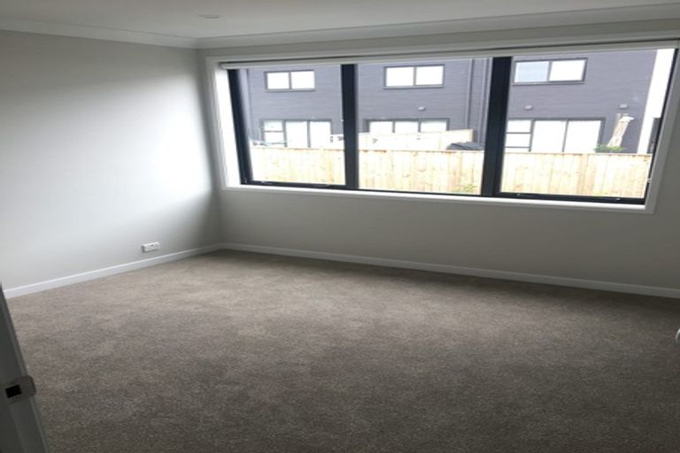 Photo of property in 21a O'meara Street, Swanson, Auckland, 0614