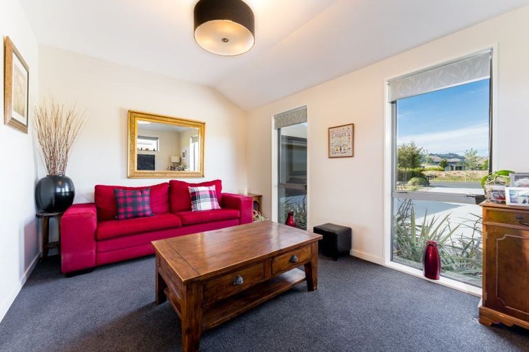 Photo of property in 8 Silver Springs Boulevard, Mosgiel, 9024