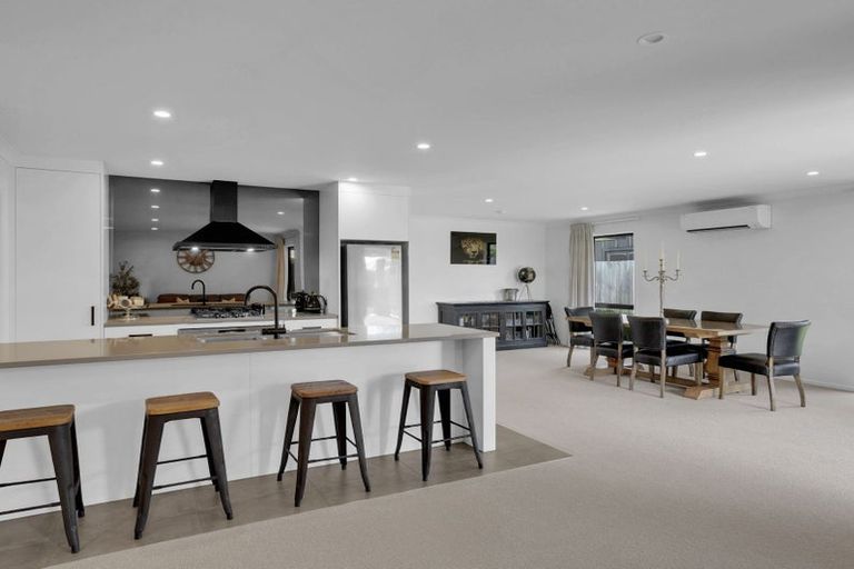 Photo of property in 21 Ruru Street, Cambridge, 3434