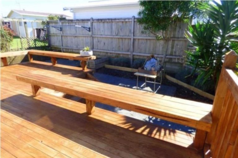 Photo of property in 9 Tarahua Road, Vogeltown, New Plymouth, 4310