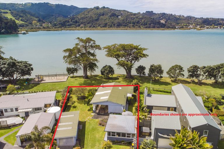 Photo of property in 8 Dunbar Road, Point Wells, Warkworth, 0986