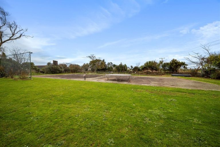 Photo of property in 282 Austin Road, Normanby, Hawera, 4673