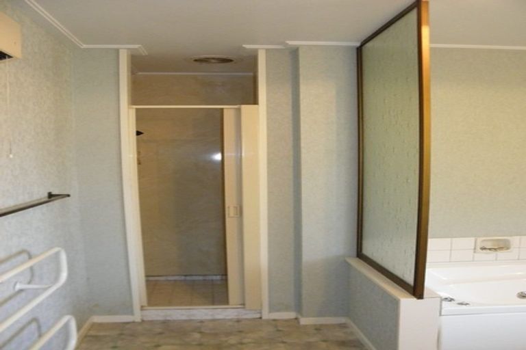 Photo of property in 398 Bay Road, West Plains, Invercargill, 9879