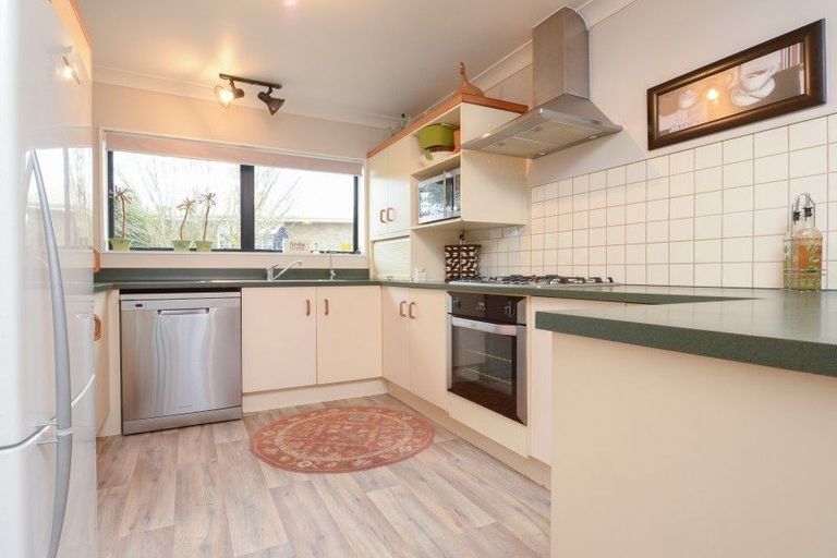 Photo of property in 84 Cumberland Drive, Flagstaff, Hamilton, 3210