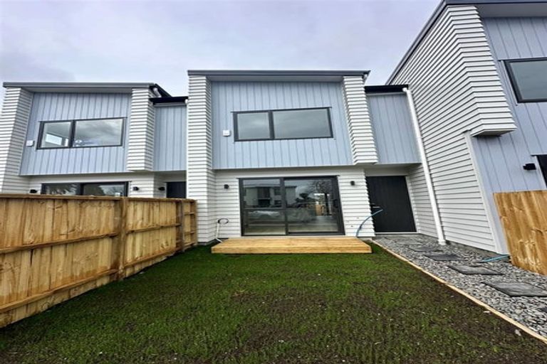 Photo of property in 4/5 Thompson Street, Mangere East, Auckland, 2024