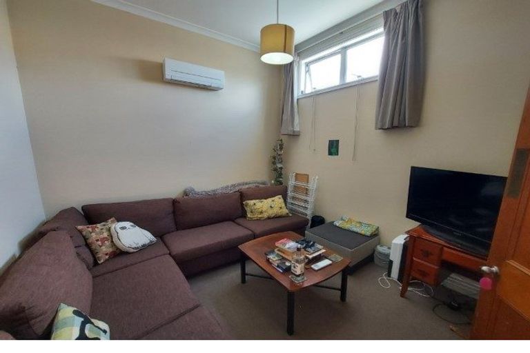 Photo of property in 65 Wilson Street, Newtown, Wellington, 6021