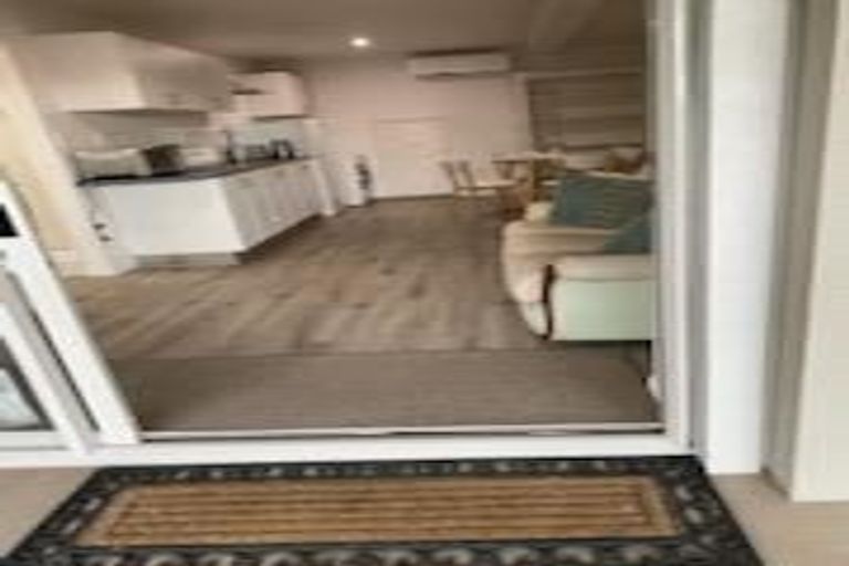 Photo of property in 6 Judkins Crescent, Cockle Bay, Auckland, 2014