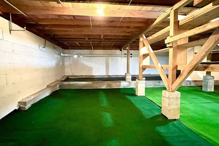 Photo of property in 56 Richards Avenue, Forrest Hill, Auckland, 0620